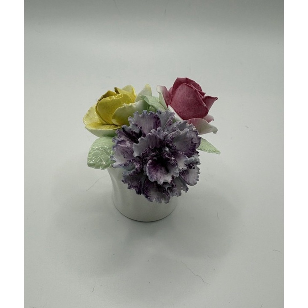Vintage Porcelain Flower Bouquet Eberling and Reuss England Hand Painted - Picture 4 of 7